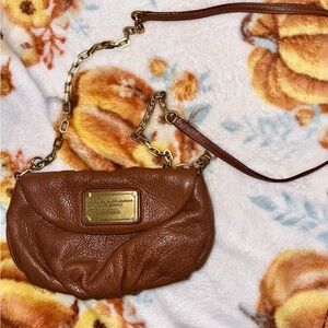 marc jacobs brown mini crossbody bag